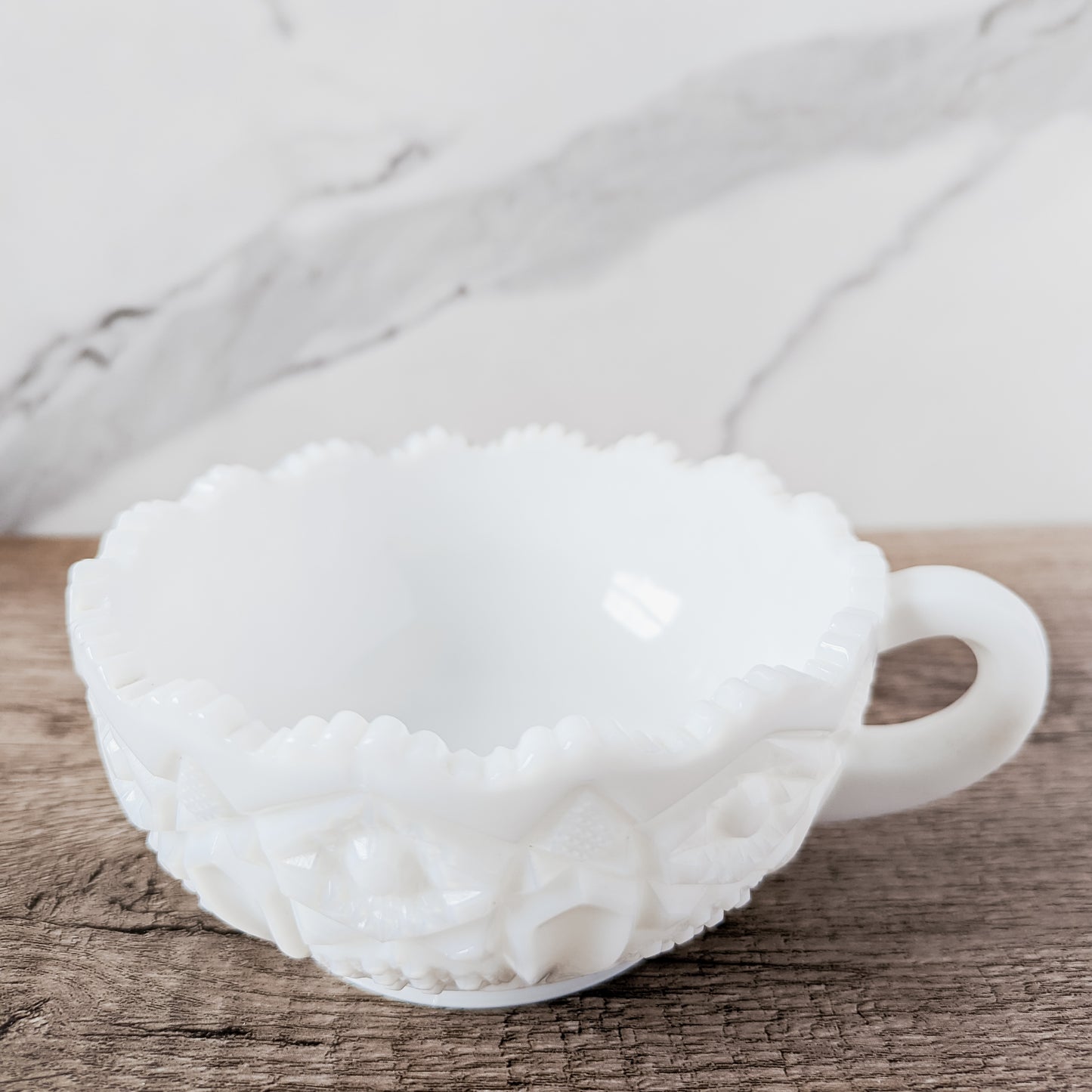 L.E. Smith Milk Glass Nappy Bowl