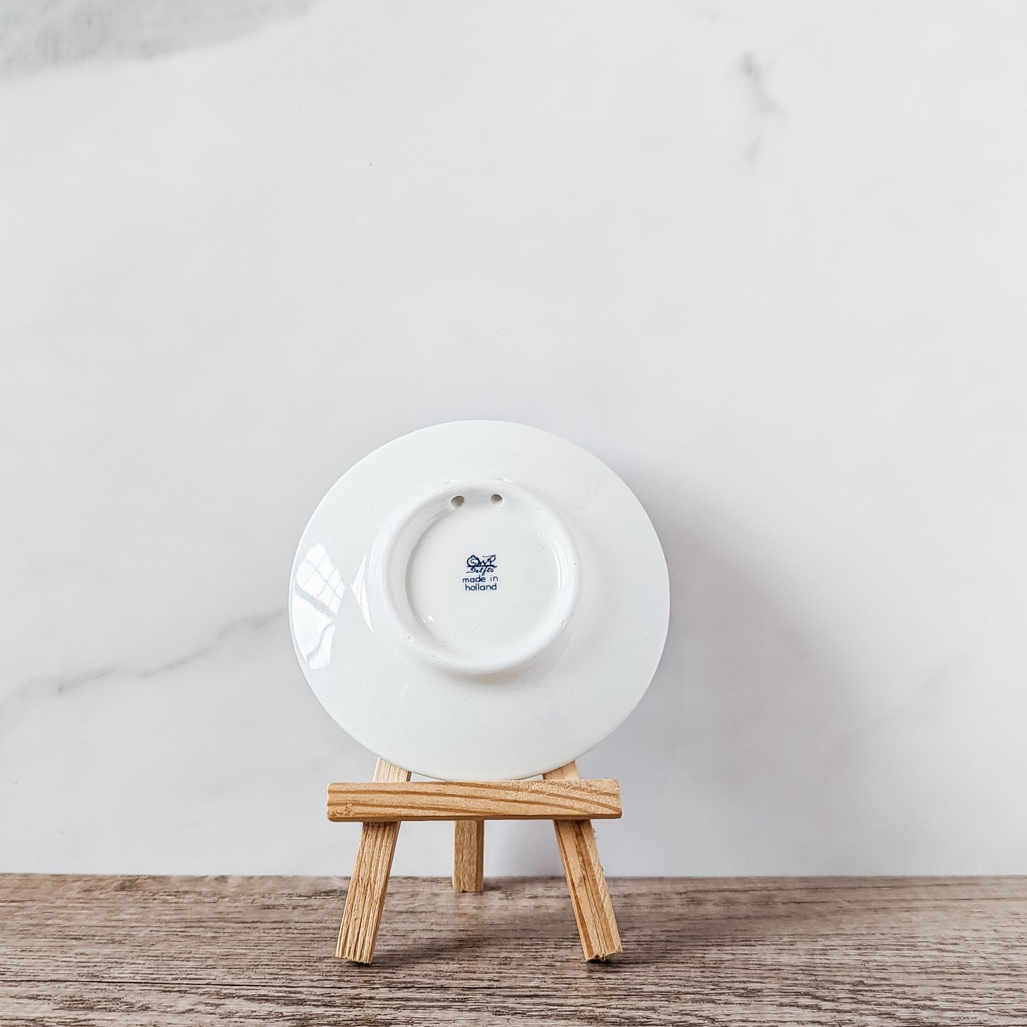 Hand-painted Decorative Delft Plate