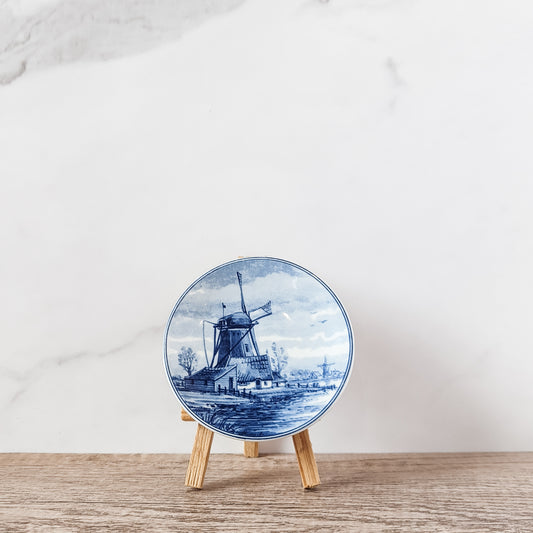 Hand-painted Decorative Delft Plate