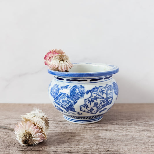 Antique Yuan Style Jar / Zhadou / Chinese Porcelain Pot
